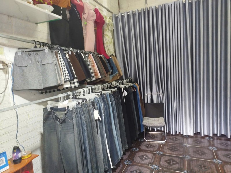 CHÍNH CHỦ SANG GẤP SHOP QUẦN ÁO CHỢ CĂN CỨ 26, PHƯỜNG 17, QUẬN GÒ VẤP, TP HỒ CHÍ MINH