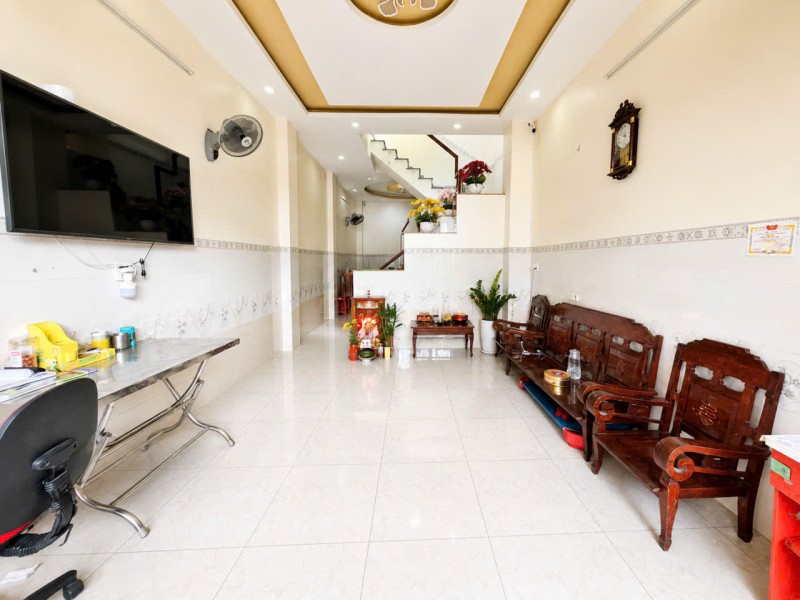 Bán nhà 4 tầng,  đường số 10, Linh Xuân, Thủ Đức, TP HCM. DT 60m2, sổ hồng, giá 5,98 tỷ.