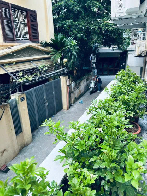 Trống 2 căn studio cần cho thuê tại địa chỉ ngõ 9 Liễu Giai - Ba Đình - Hà Nội.