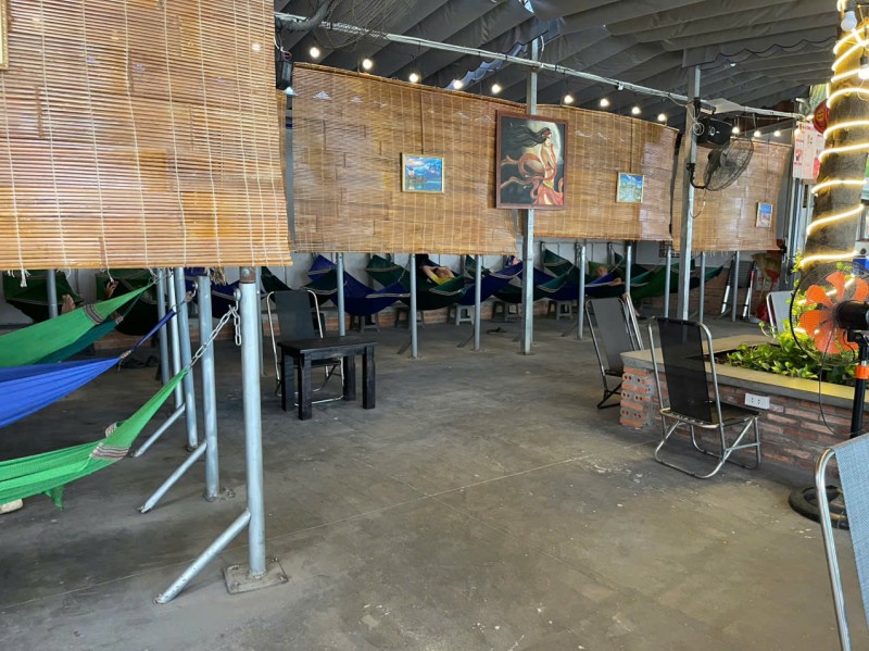 Quận 12 ! CHỐT NHANH, QUÁN CAFE S/VƯỜN - VÕNG - TRẠM SẠC - ĐIỂM TÂM, DTSD : 750 m2, MB THUÊ RẺ CHỈ