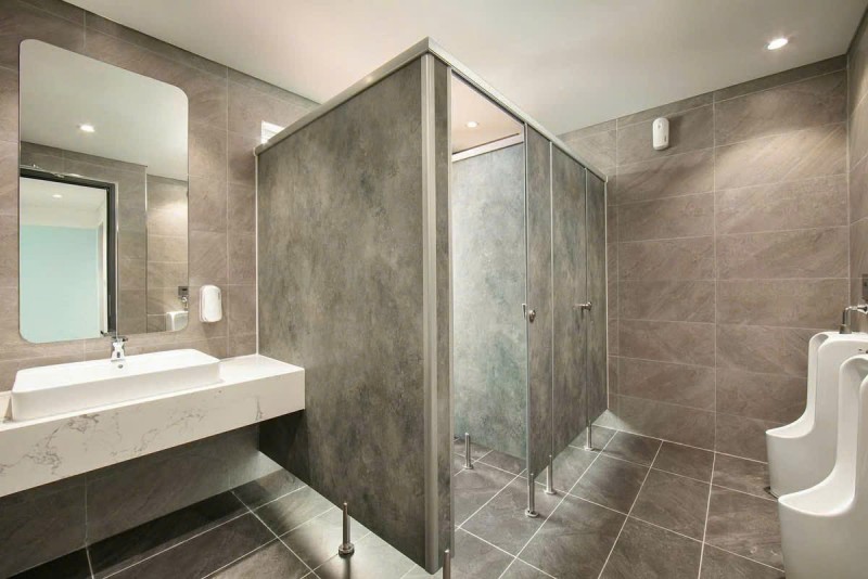 Cho thuê nhà căn góc, Lê Văn Lương, Khuất Duy Tiến, 200m2x 2T -48 tr