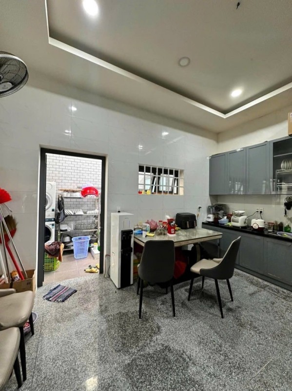 Bán nhà 3 tầng, 120m2,  đường Số 10, Linh Xuân, Thủ Đức, TP HCM,  sổ hồng riêng. Giá 7,38 tỷ.