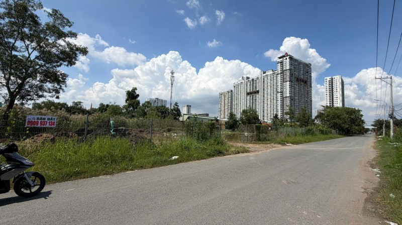 Hàng ngộp mặt tiền Đào Trí Quận 7 hơn 6.000m2 - Có dòng tiền cho thuê, giá cực tốt thị trường