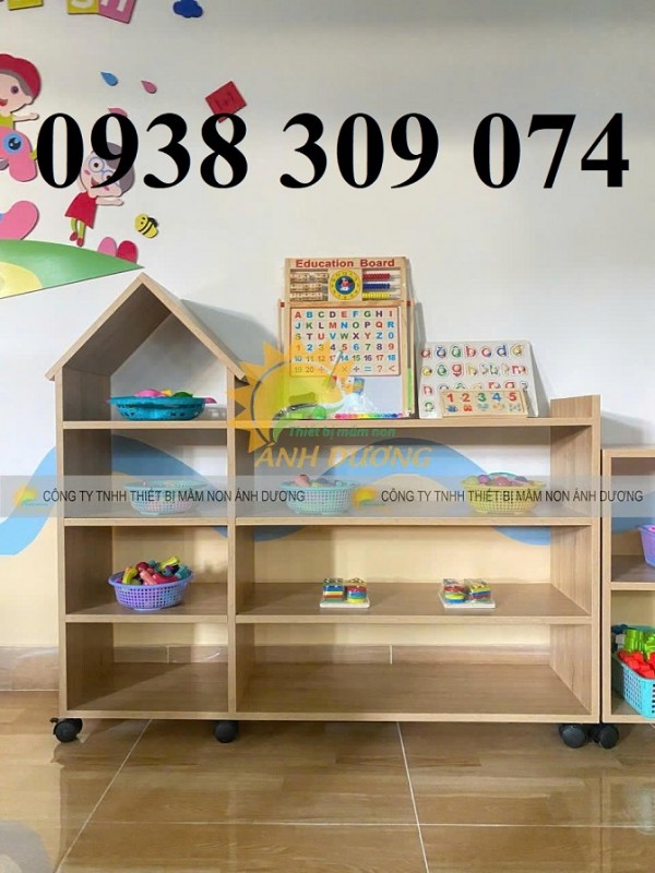 Kệ montessori ngôi nhà mầm non, Kệ gỗ montessori để đồ chơi học liệu