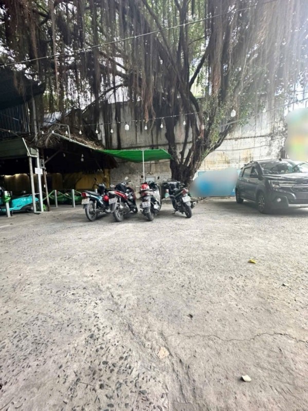 Bán nhà Mặt tiền Lê Hoàng Phái - giao Nguyễn Văn Lượng. 18x37m, Cấp 4, Tiện xây, 47 tỷ.