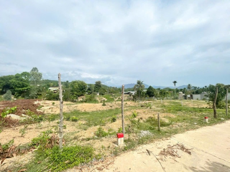 ĐẤT ĐẸP - GIÁ TỐT CHÍNH CHỦ CẦN BÁN ĐẤT NỀN  VỊ TRÍ ĐẮC ĐỊA  TẠI Xã Khánh Phú, Khánh Vĩnh, Khánh Hòa