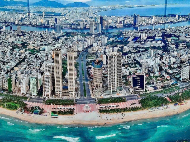 Mặt tiền Hồ Nghinh hướng Đông, xây cao tầng không chắn view. Lh 0905233234