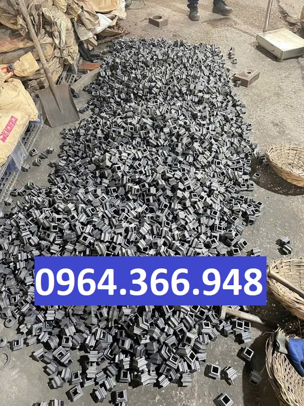 Hột gang đúc làm chi tiết trang trí cho cổng sắt