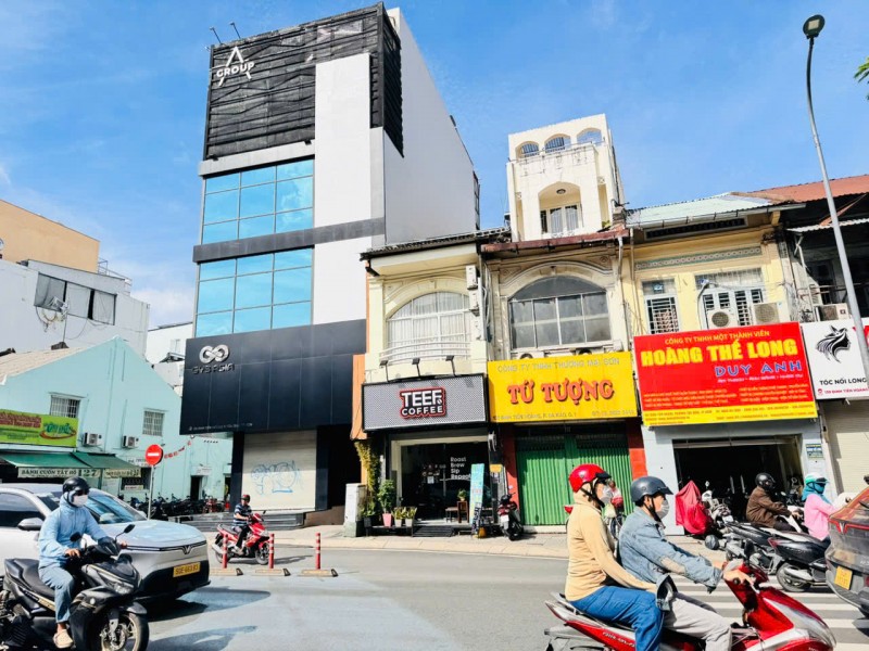 QUẬN 1: CHÍNH CHỦ 0938676685 BÁN NHÀ 3 TẦNG MẶT TIỀN ĐINH TIÊN HOÀNG, P.TÂN ĐỊNH- DT ĐẸP 4,8M*21M-