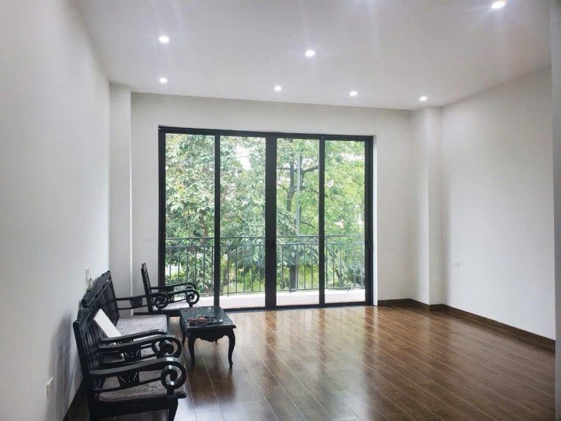 Bán nhà Bồ Đề 87m 7 tầng MT5.7m lô góc kinh doanh ô tô tránh nhỉnh 28 tỷ