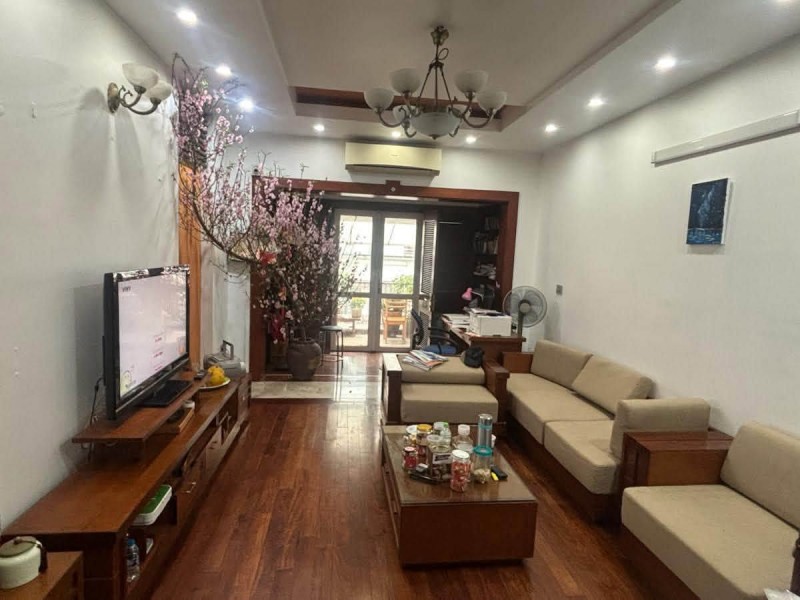 Bán nhà phố Nguyễn Đình Chiểu, 80m2, 4 tầng, mặt tiền 5.5m, 46.5 tỉ, ô tô ngủ trong nhà
