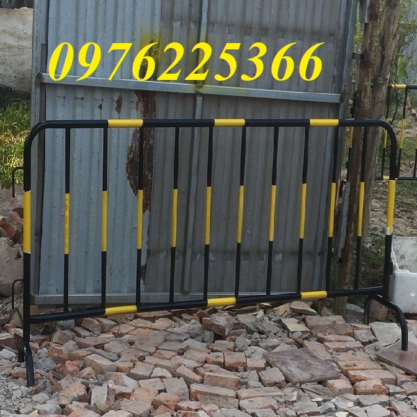 Sản xuất - Cung cấp hàng rào chắn di động tại Hà Nội 