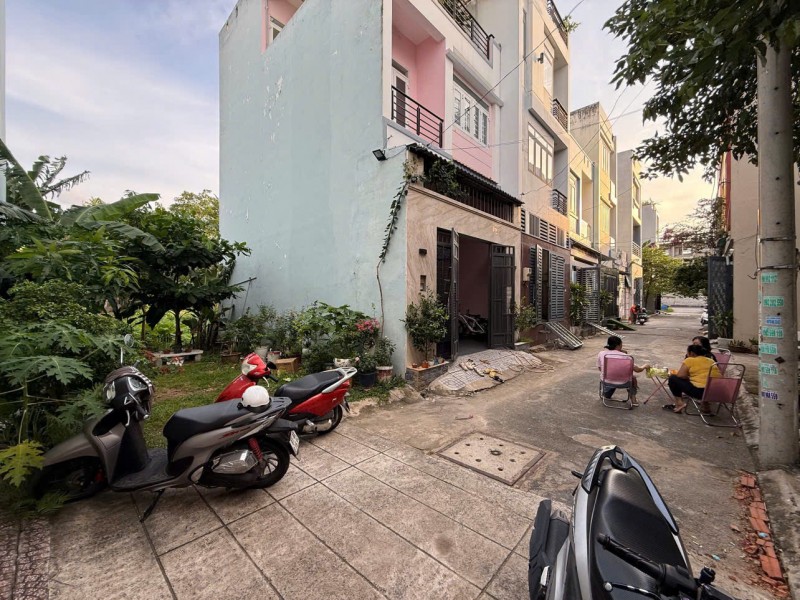 ĐẤT ĐẸP - GIÁ TỐT BÁN ĐẤT TRỐNG ĐƯỜNG SỐ 9 — SÁT VÁCH VẠN PHÚC CITY, Phường Hiệp Bình Phước, Thủ Đức