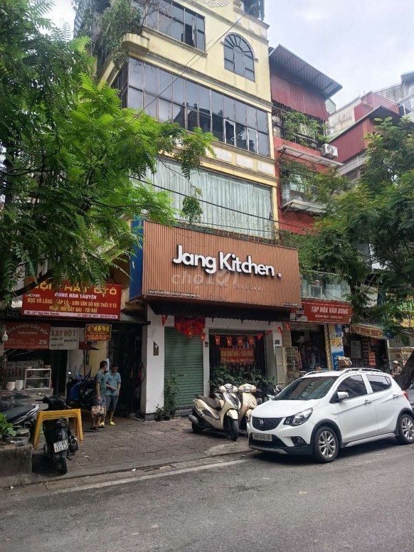 Cho thuê nhà mặt phố số 27 Hàn Thuyên, Hai Bà Trưng, Hà Nội