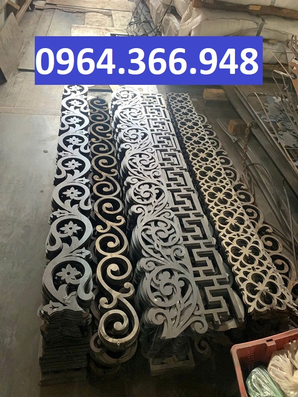 Trang trí mái hiên bằng diềm CNC theo yêu cầu