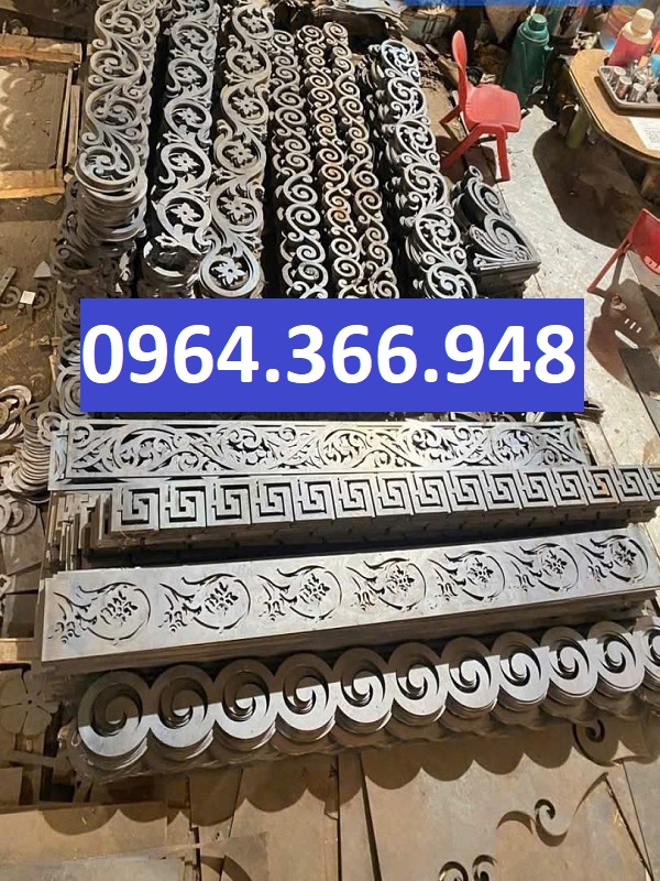Trang trí mái hiên bằng diềm CNC theo yêu cầu