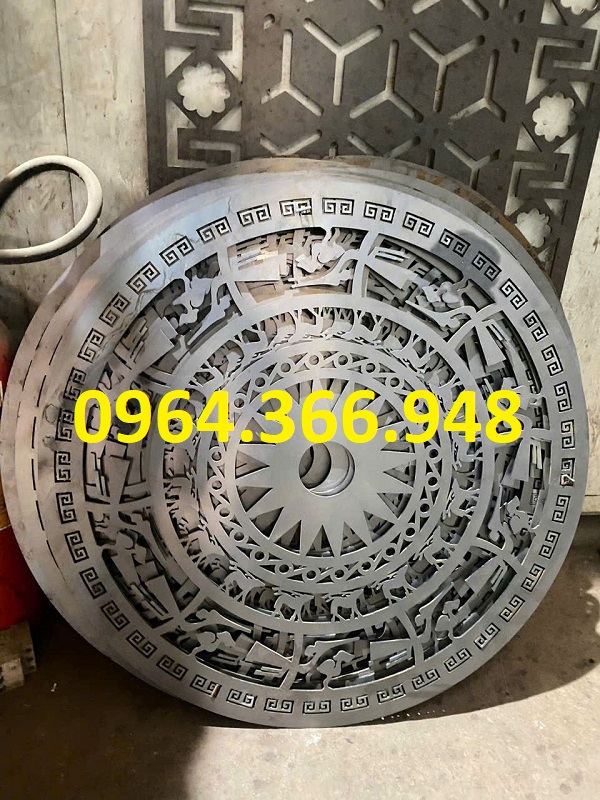 Mâm trống đồng CNC mang nét truyền thống vào công trình