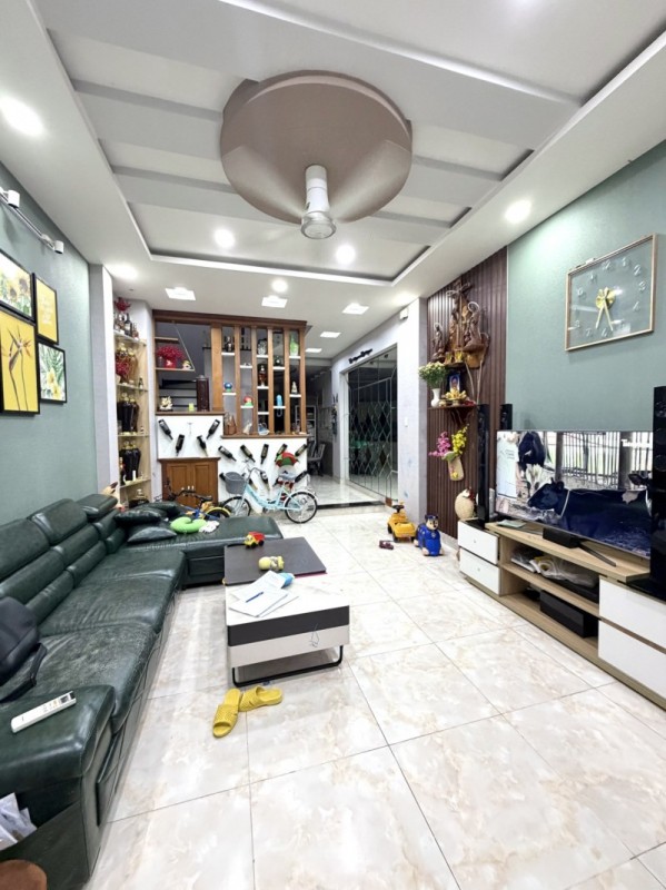 Bán nhà HXH 8m Nguyễn Hữu Dật - giao Chế Lan Viên, 4x17m, 4 Tầng - 4 PN, chỉ 9,8 Tỷ.