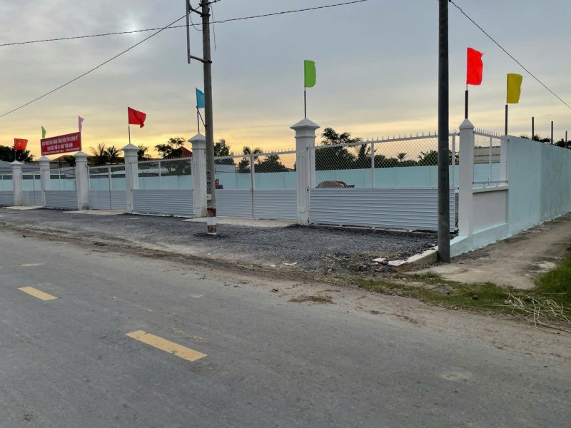 BÁN ĐẤT GẦN TRUNG TÂM HÀNH CHÍNH XÃ MỸ LỆ