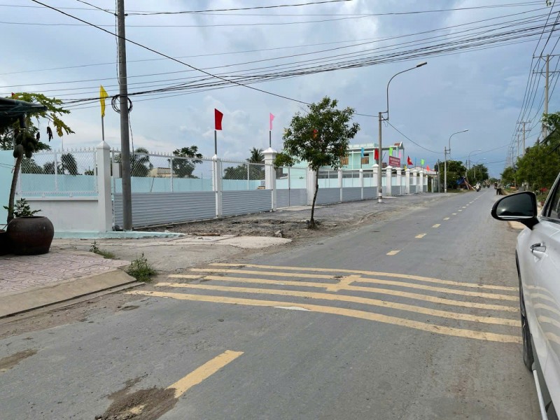 BÁN ĐẤT GẦN TRUNG TÂM HÀNH CHÍNH XÃ MỸ LỆ