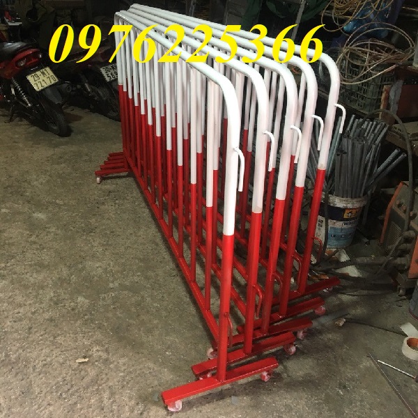 Hàng rào di động có bánh xe