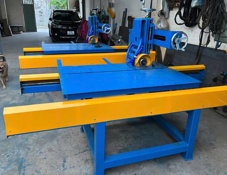 Máy cắt gạch công nghiệp
