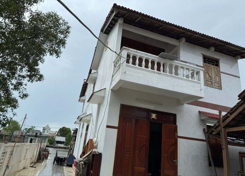 NHÀ ĐẸP - 2 MẶT TIỀN - Chính Chủ Cần Bán Tại Ấp 2, xã Đầm Dơi TP Cà Mau