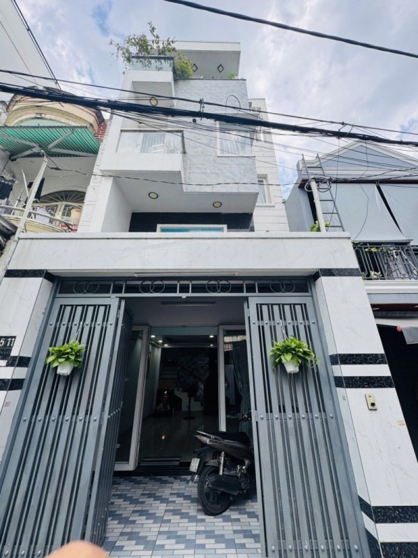 Bán nhà Hẻm 4m Nguyễn Văn Khối - gần Phạm Văn Chiêu, 4,7x14m, 4 Tầng - 4 PN, chỉ 8 Tỷ.