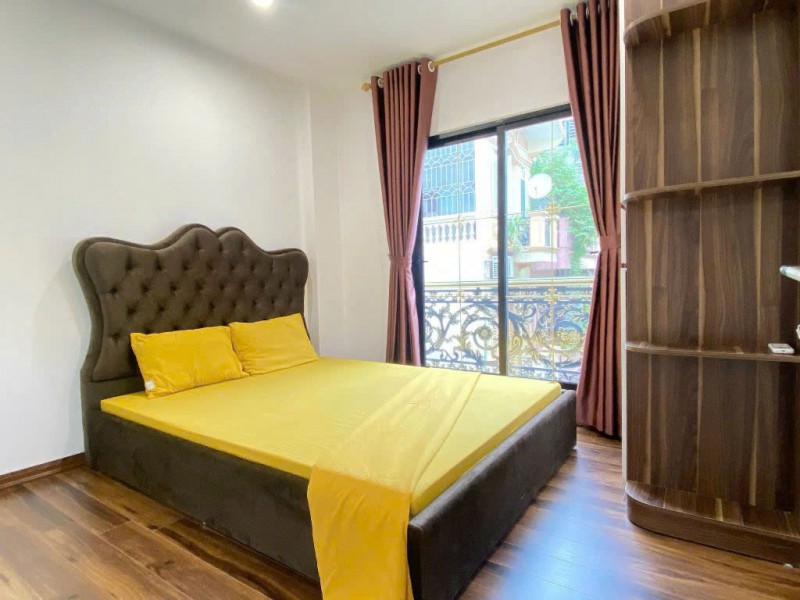 Cho thuê 1pk 1pn cao cấp cực đẹp tại 98 Thái Hà, Đống Đa
