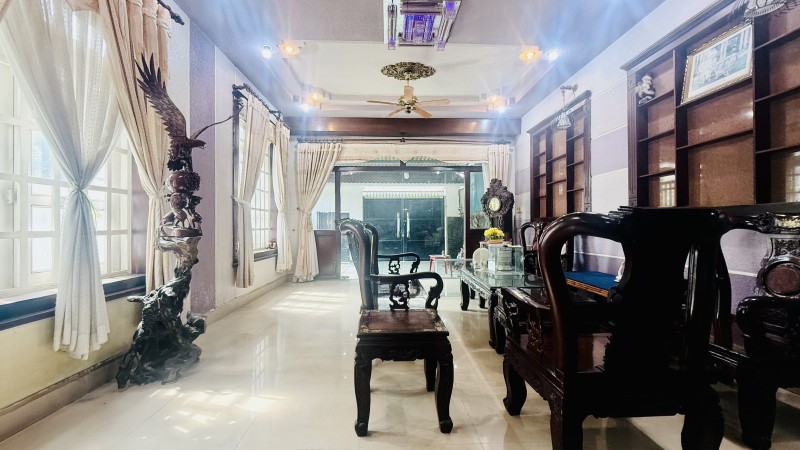 Bán nhà Lô góc 2 MT Hẻm 496 Dương Quảng Hàm. 6x19m, 5 Tầng - thang máy, 6PN, 22,5 Ty.