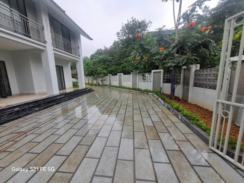 Chính chủ cho thuê biệt thự nguyên căn sát đại học fbt. đại học quốc gia