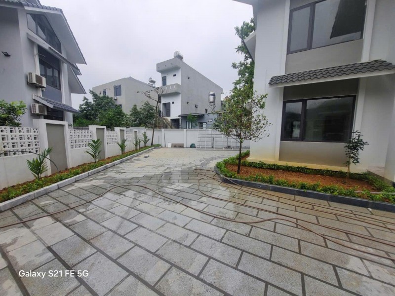 Chính chủ cho thuê biệt thự nguyên căn sát đại học fbt. đại học quốc gia