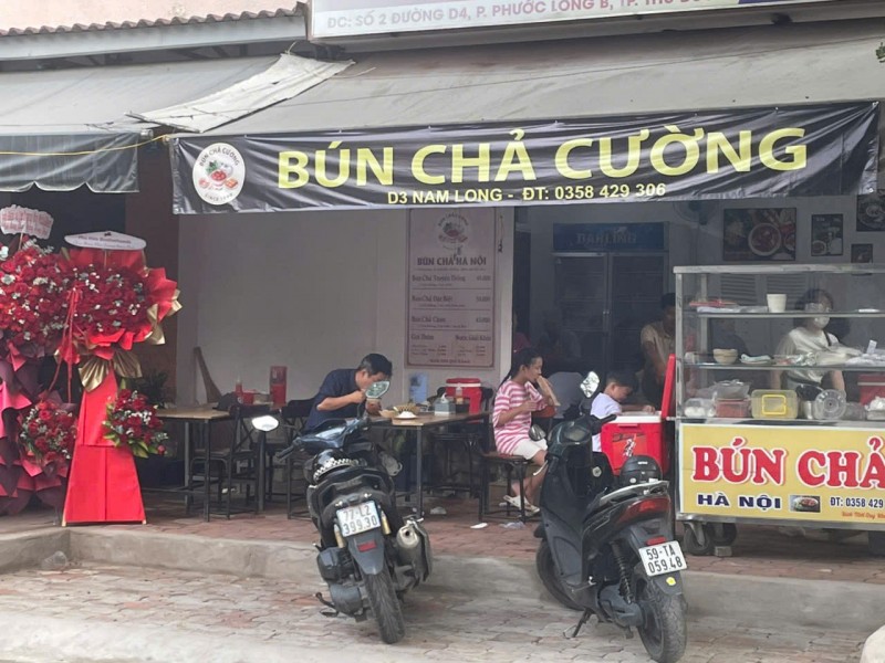 SANG RẺ CHỈ 39 tr, QUÁN BÚN CHẢ ĐẸP LẮM ! Mb ngang 8m x 10m , Mb thuê rẻ 7,5 tr / tháng, KDC Nam