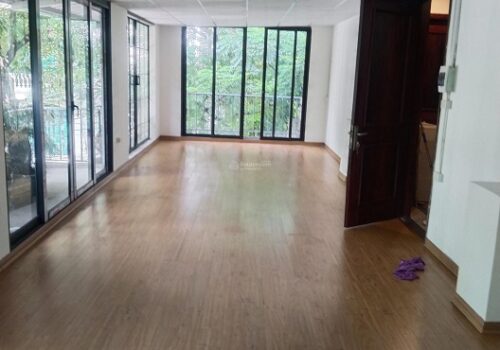 Chính chủ cho thuê căn hộ 50m2 tại tầng 3 trong tòa nhà văn phòng số 75 ngõ 59 Hoàng Cầu, Ô Chợ