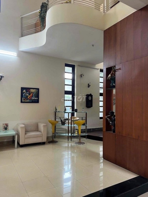 HOT HOT – CẦN BÁN GẤP BIỆT THỰ ĐẸP – 84/34 Khu phố 2, Đường 30/4, P. Phú Hòa, TP. Thủ Dầu Một, T.