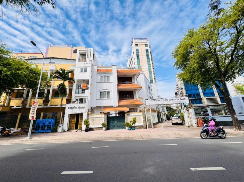 QUẬN 3:BÁN NHÀ 5 TẦNG MẶT TIỀN BÀ HUYỆN THANH QUAN, P.XUÂN HÒA- VỊ TRÍ KINH DOANH ĐA NGÀNH- VỈA HÈ