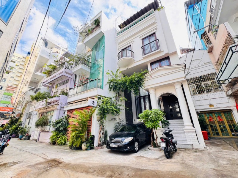 QUẬN 1: CHÍNH CHỦ 0938676685 BÁN NHÀ 3 TẦNG MẶT TIỀN XE HƠI NGỦ TRONG NHÀ Đ.NGUYỄN BỈNH KHIÊM,