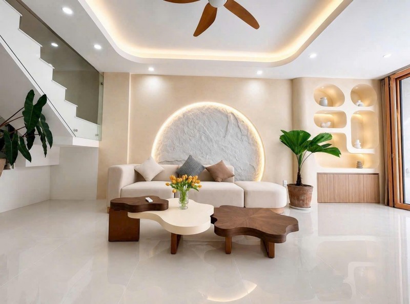 Mặt 2  tiền Huỳnh Thị Đồng, vừa ở vừa kinh doanh, nhà nội thất cao cấp
