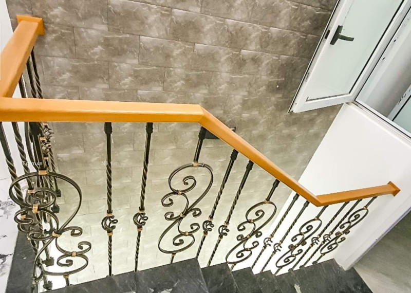 Cho thuê nhà, 107m2_ 5T; Hoàng Cầu, La Thành, Đặng Tiến Đông -23 tr