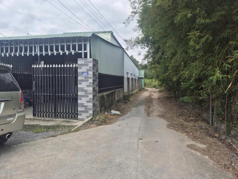 CHÍNH CHỦ BÁN NHÀ XÃ TRUNG LẬP HẠ -  HUYỆN  CỦ CHI - TPHCM – 140M² – 131M² THỔ CƯ – SÂN Ô TÔ RỘNG