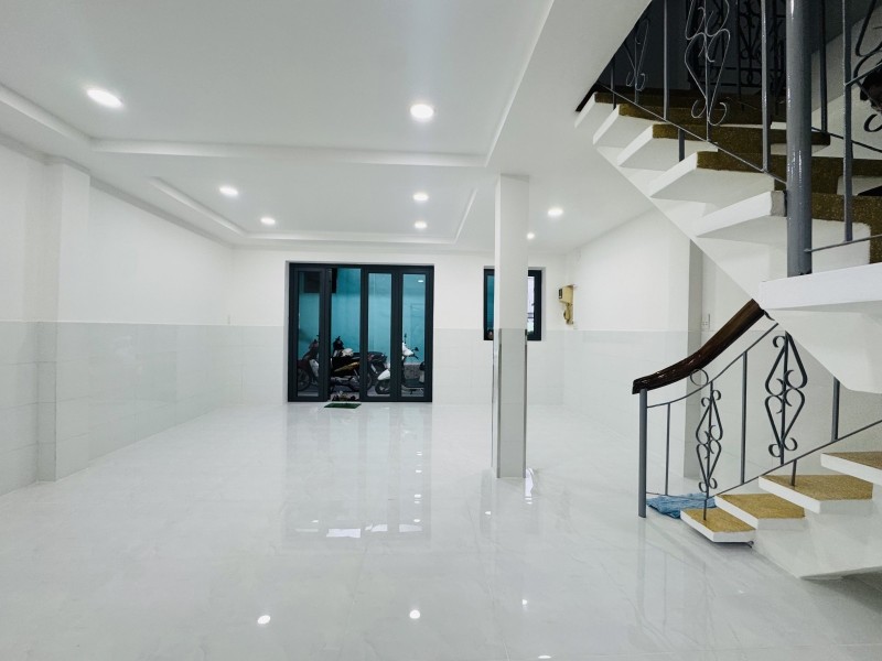 Bán nhà 50m2, 2 tầng, đường Dương Văn Cam, Linh Tây, Thủ Đức, TP HCM, SHR. Giá 4,08  tỷ.