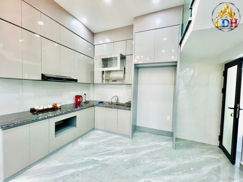 Nhà Mới Tinh Tôn Đức Thắng, Hải Phòng
