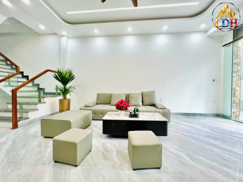 Nhà Mới Tinh Tôn Đức Thắng, Hải Phòng