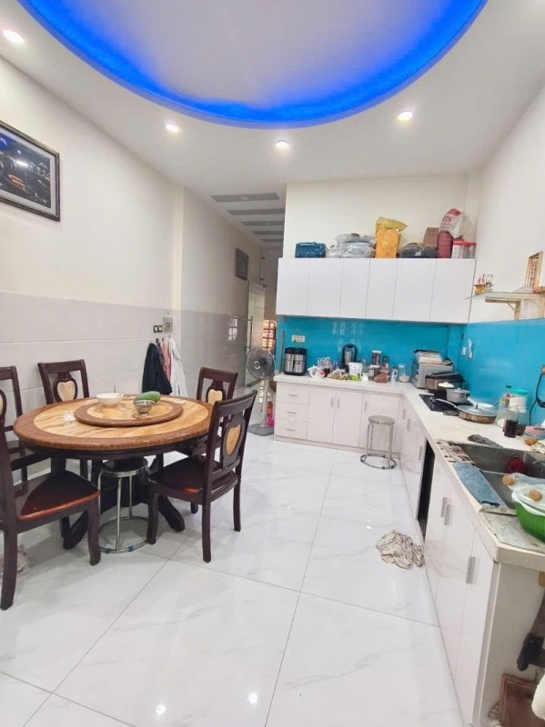 Bán nhà đường Man Thiện, Tăng Nhơn Phú A, Thủ Đức, TP HCM. DT  75m2, 4 tầng, giá 7.48 tỷ, sổ hồng