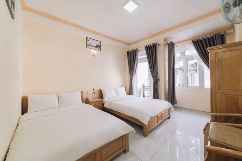 Cần sang lại khách sạn trung tâm giá 28 triệu tại đường Trần Lê Đà Lạt Lâm Đồng