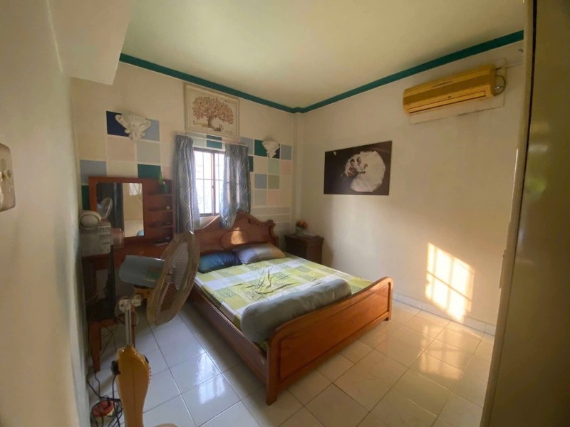 Bán nhà 3 tầng, 110m2, đường Nguyễn Văn Bá, Trường Thọ, Thủ Đức, TP HCM, SHR. Giá 9.48 tỷ.