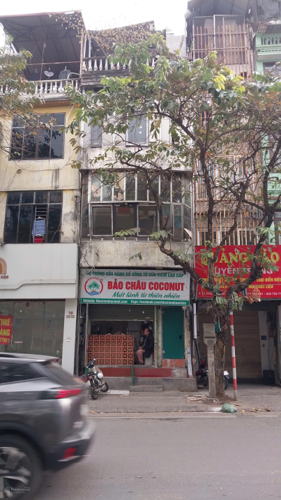 Cho thuê nhà Kim Mã, 3 tầng + tum, MT 4m, gần BRT Kim Mã, hợp kinh doanh/văn phòng