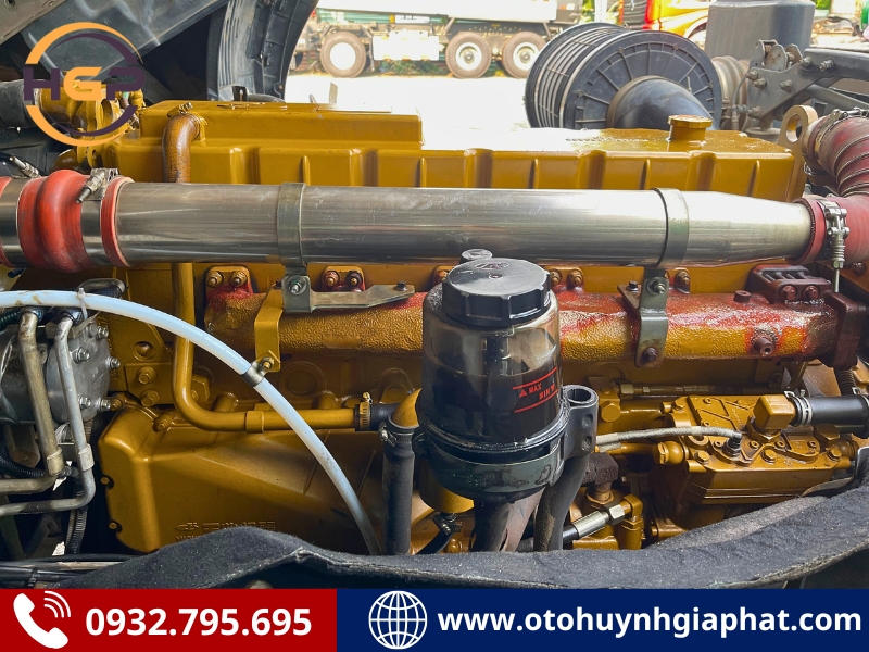 Bán xe đầu kéo Chenglong 385HP đời 2023 siêu lướt