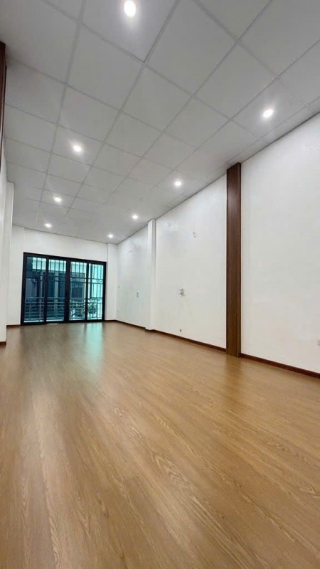 Bùi Huy Bích 36m² 2 Tầng - Nhà Mới Xây - Ô Tô Vào Đường Rộng