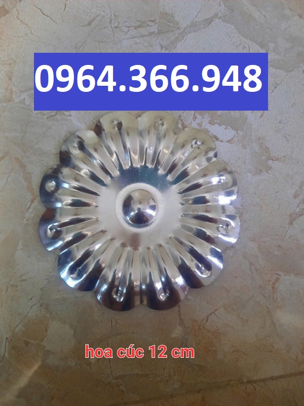 Hoa cúc tôn dập dùng cho cổng và hàng rào sắt
